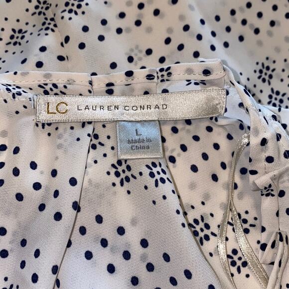 Women's LC Lauren Conrad Pleated Scoopneck Top Size L - Picture 6 of 7
